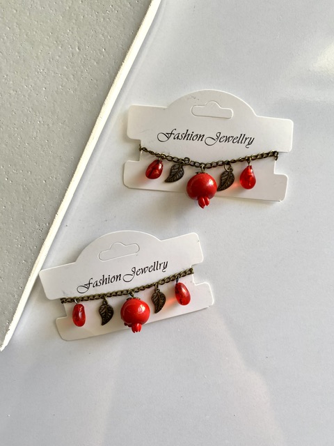 دستبند اویز یلدایی