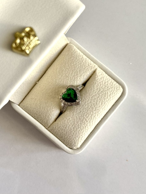 انگشتر قلب رنگی