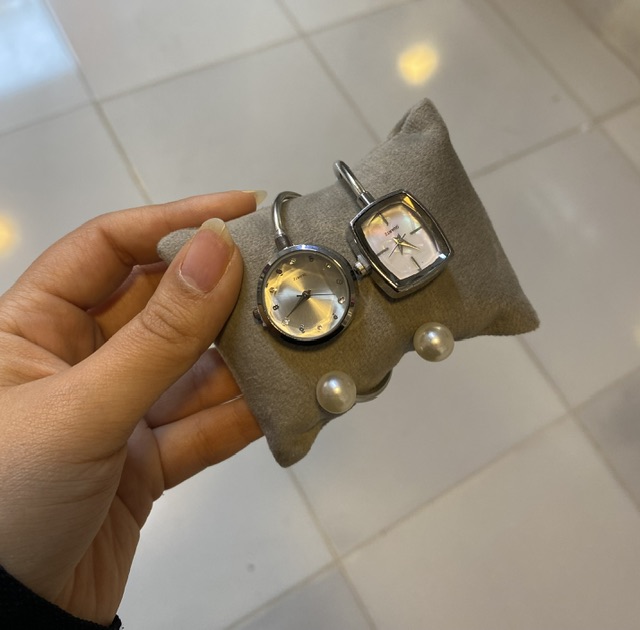 ساعت بنگل مرواریدی